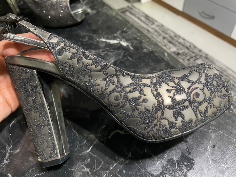 Gri Dantel Detaylı Stiletto Topuklu Kadın Ayakkabı - Görsel 4