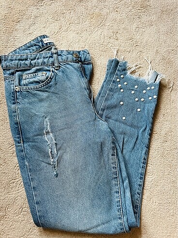 LC Waikiki Taşlı jean
