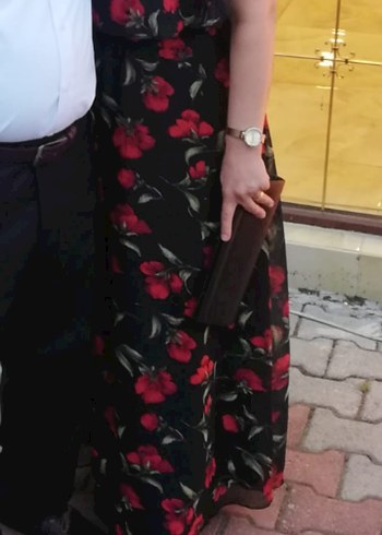 Siyah Çiçekli Uzun Elbise - Görsel 2