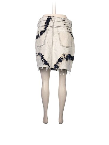 40 Beden Urban Outfitters Mini Etek %70 İndirimli.