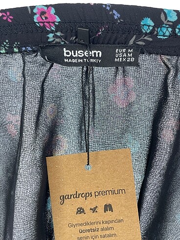 s Beden siyah Renk Diğer Bluz %70 İndirimli.