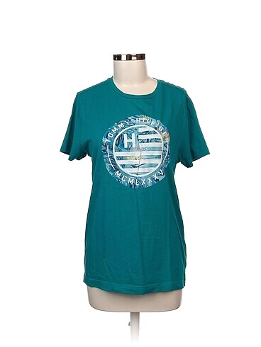 Tommy Hilfiger T-shirt %70 İndirimli.