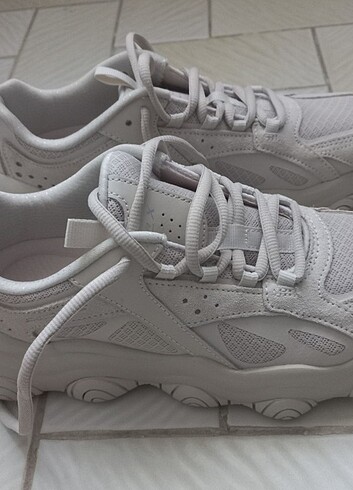 37 Beden SKECHERS SPOR AYAKKABI 