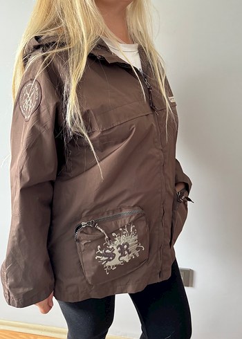 Kahverengi Kapüşonlu Fermuarlı Kadın ruzgarlik - Görsel 4