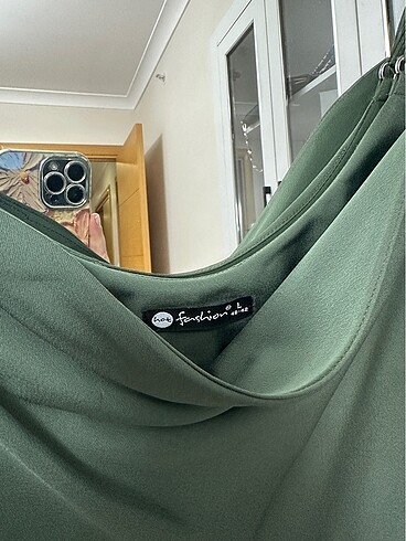 SATEN ELBİSE - Görsel 2