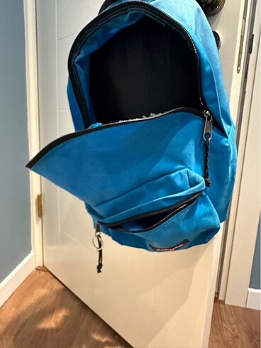  Beden mavi Renk Eastpak sırt çantası