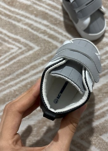 Gri Erkek Bebek İlk Adım Ayakkabısı Velcro - Görsel 2