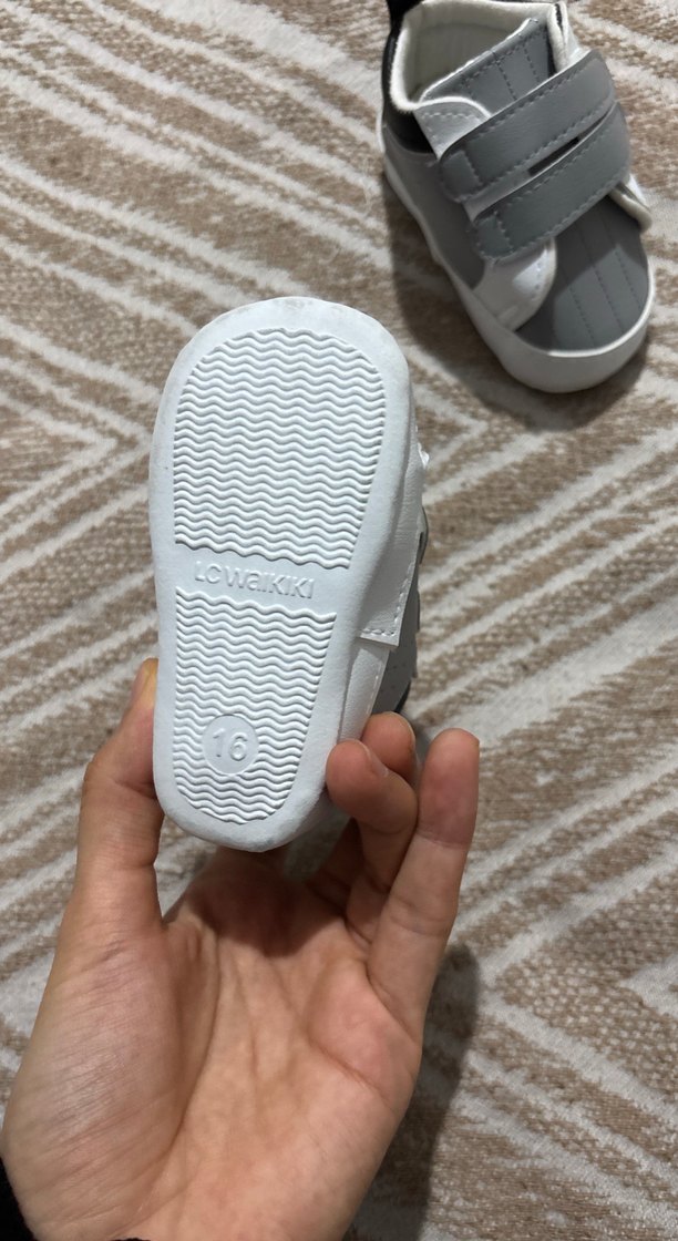 Gri Erkek Bebek İlk Adım Ayakkabısı Velcro - Görsel 3