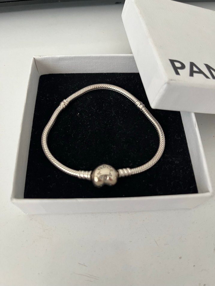 Pandora Bileklik Kalpli - Görsel 2