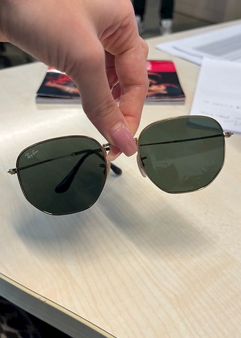 Beden yeşil Renk Ray-Ban Klasik Yeşil Camlı Kadın Güneş Gözlüğü