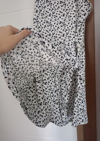 Diğer çiçek desenli şortlu mini elbise