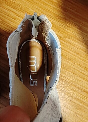 37 Beden beyaz Renk Mjus sandalet
