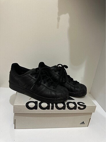 Adidas süperstar ayakkabı