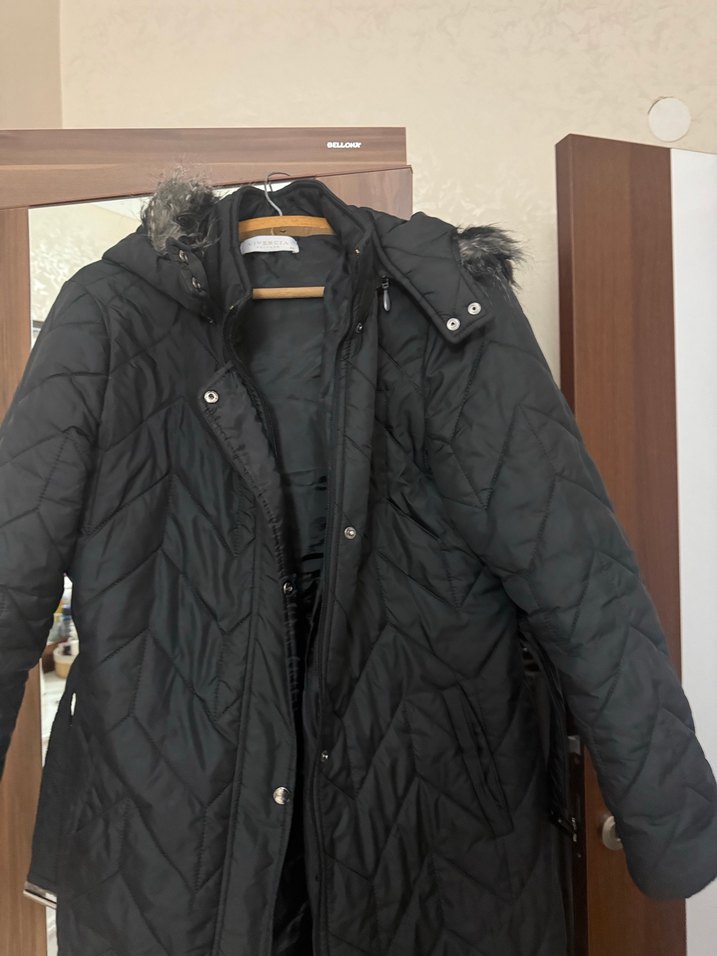 Kayra Siyah Uzun Kadın Kışlık Mont Kürklü - Görsel 3