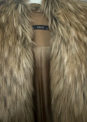 Ekol Kürk Detaylı Bej Kadın Uzun Süet Kaban - Görsel 2