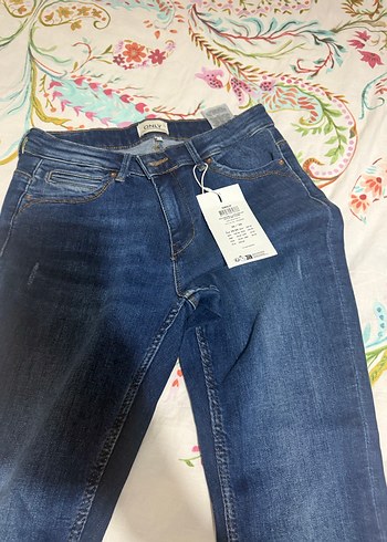 Only Mavi Bağlamalı Desenli Rahat Kesim Kadın Kot - Görsel 3