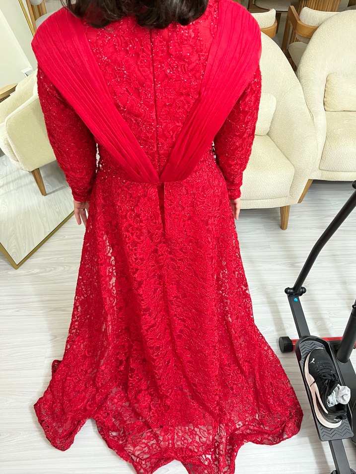 Kırmızı Dantel Uzun Kollu Abiye Elbise - Görsel 4