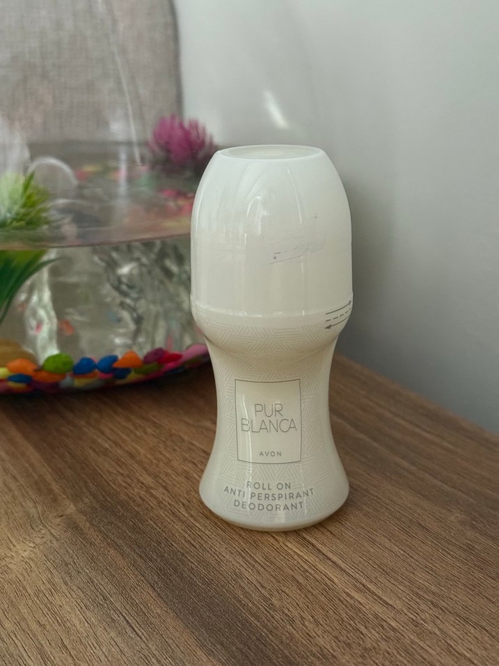 Avon Pur Blanca Kadın Roll-On Deodorant - Görsel 2
