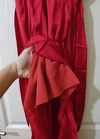 Kırmızı saten midi elbise  - Görsel 5