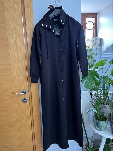 Refka Tesettür Giyim Uzun,siyah,çıtçıtlı, penye tunik elbise