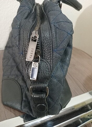Beden siyah Renk Orjinal vakko gerçek deri çanta