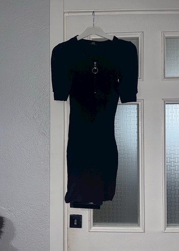 Siyah Kısa Kollu Midi Örme Elbise - Görsel 3