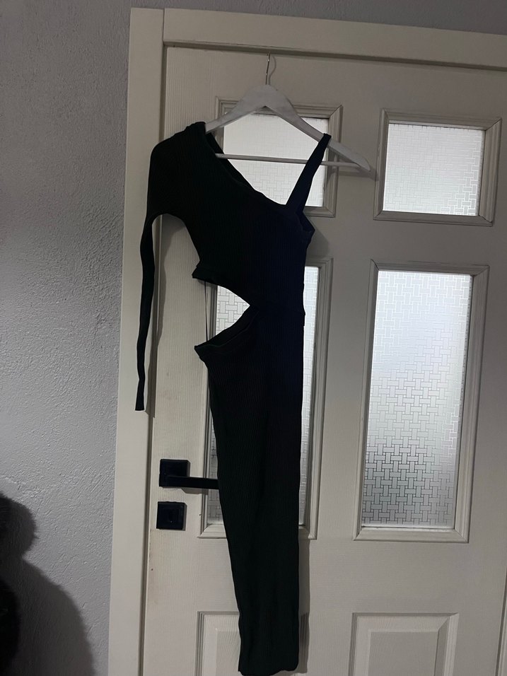 Siyah Tek Kollu Uzun Elbise - Görsel 2