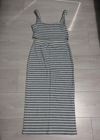 Gri Çizgili Uzun Fitilli Kadın Elbise - Görsel 2