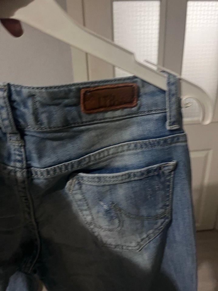 Gri Mavi Kadın Salaş Paça Kot Pantolon - Görsel 4