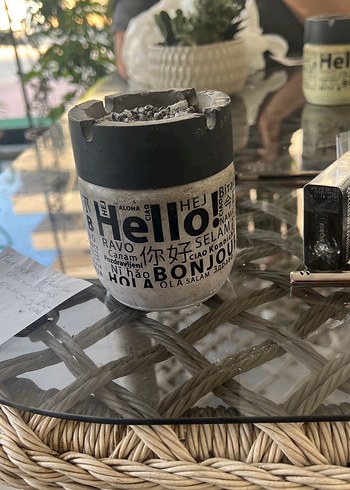 Çok Dilli Merhaba Yazılı Dekoratif Kutu