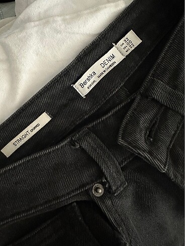 32 Beden Bershka siyah kot pantolon