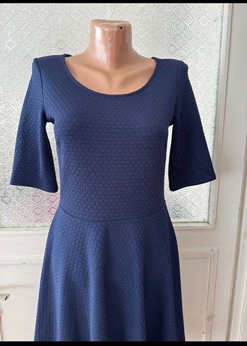 Lacivert Kısa Kollu Midi Elbise - Görsel 5