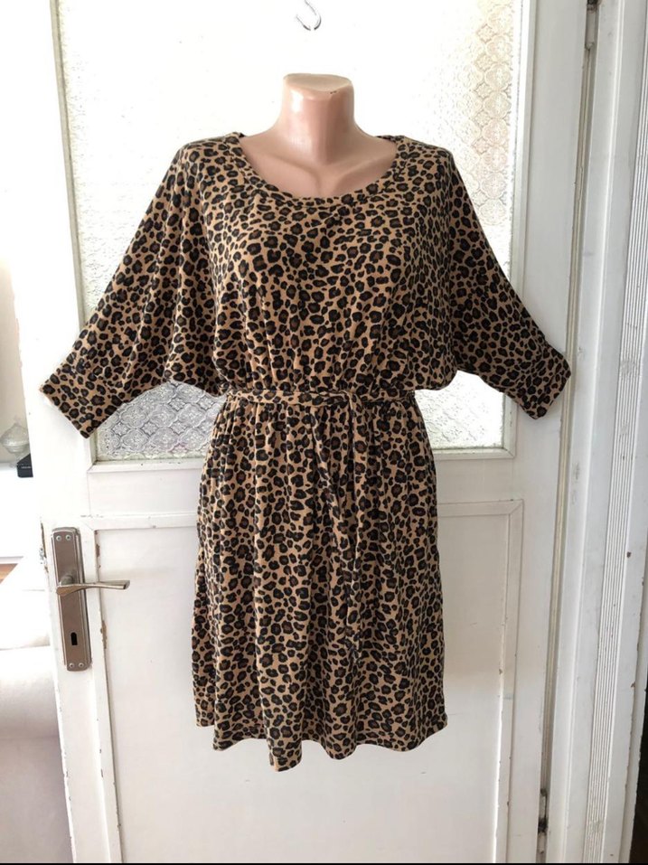 Bohem Leopar Desenli Kemerli Midi Elbise - Görsel 4