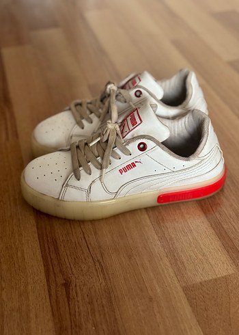 Beyaz PUMA Spor Ayakkabı - Görsel 3