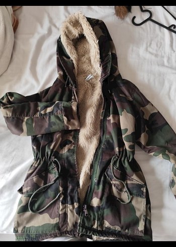 Kürk Detaylı Kamuflaj Kadın Montmarka glam amour cikarilabilir - Görsel 2