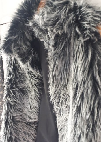 Gri Kürklü Kadın Yelek - Görsel 4