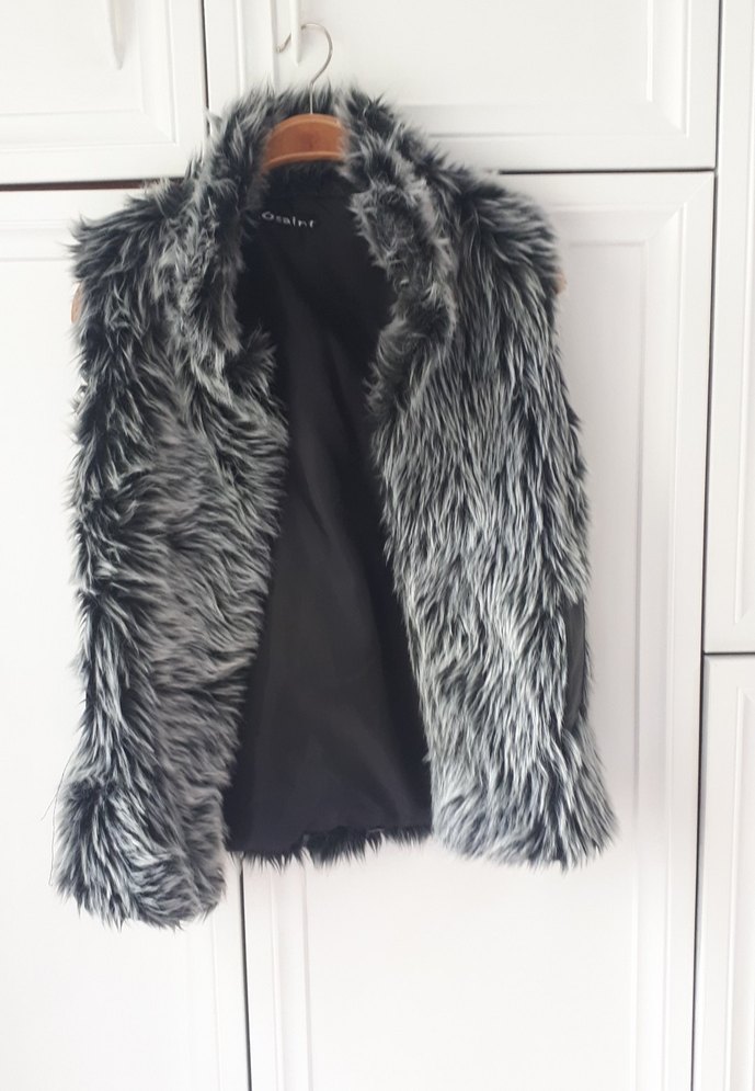 Gri Kürklü Kadın Yelek - Görsel 3