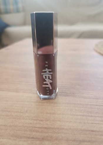 Fenty Beauty Gloss bomb