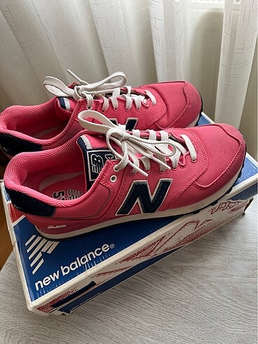 38 Beden New balance orijinal spor ayakkabı