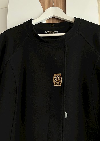 Düğmeli Siyah Uzun Kadın Kaban (42-44 uyumlu) - Görsel 2