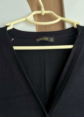 Siyah V Yaka Kadın Hırka - Görsel 2