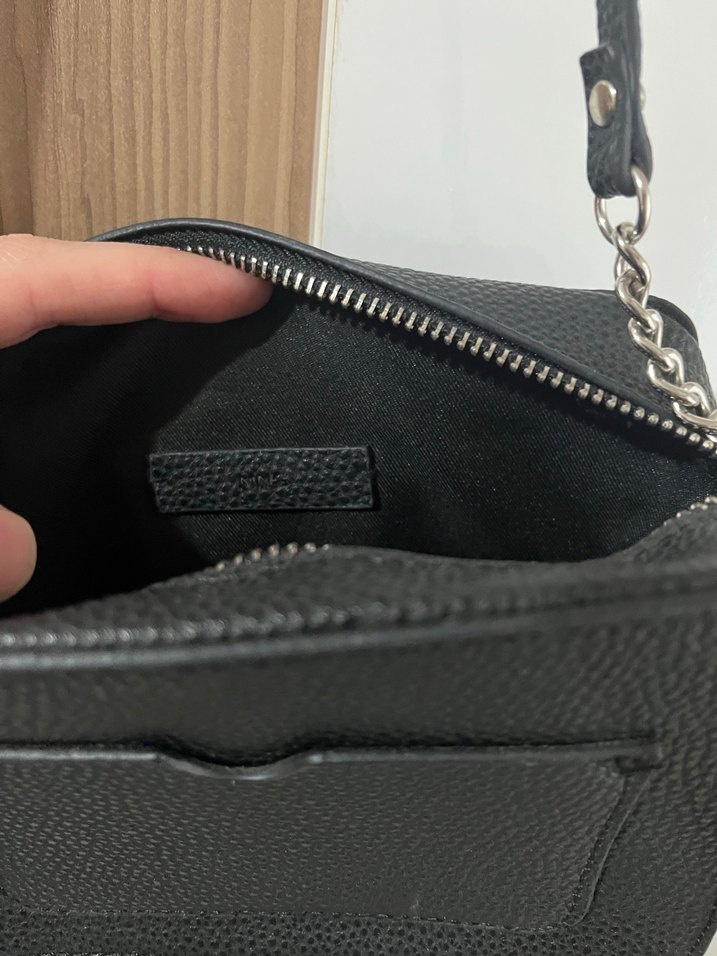 Mango Zincir Detaylı Siyah Deri Kadın Çanta - Görsel 4