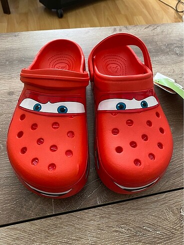 41 Beden McQueen Crocs Terlik