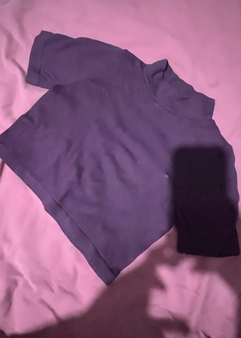 Kızlar için Mor Kısa Kollu Boğazlı Tişört - Görsel 2