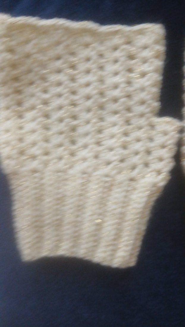 Simli Kırık Beyaz Parmaksız Eldiven - Görsel 3