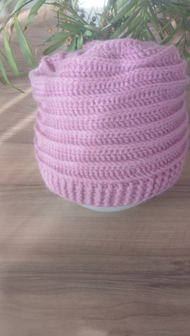 Pembe Örgü Kadın Bere - Görsel 2