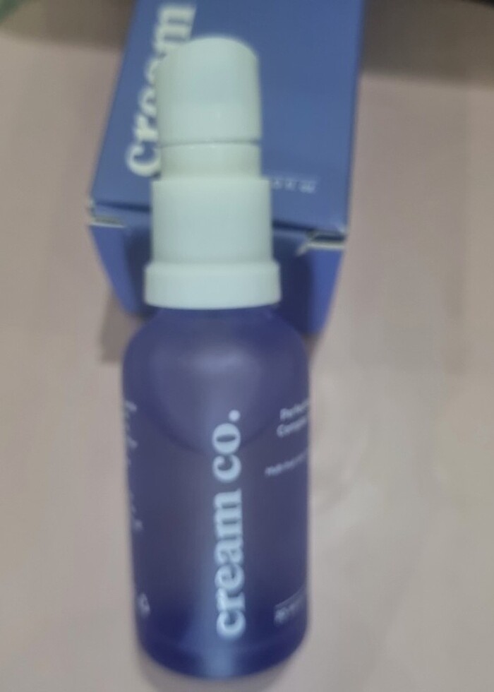 Perfecting
AHA Complex Serum
10% AHA
Multi-fruit AHA Concentrate - Görsel 2