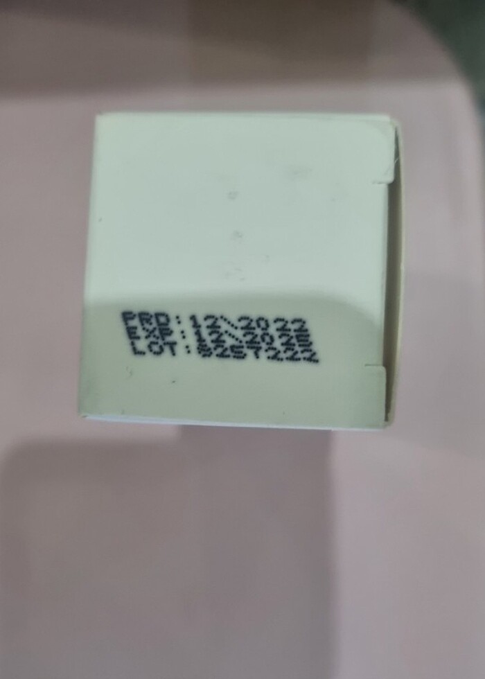 the
purest
solutions
HYALURONIC ACID 2% + B5
Intensive
Hydration - Görsel 2