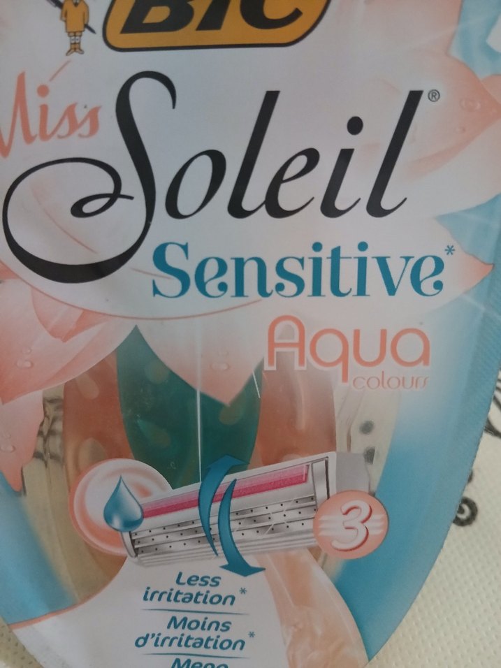 BIC Miss Soleil Sensitive Aqua Tıraş Makinesi - Görsel 2
