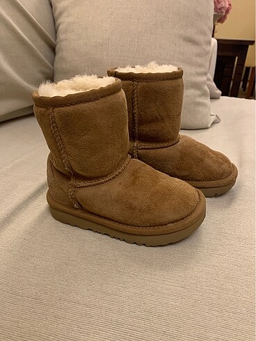 Ugg Ugg orjinal kiz cocuk botu